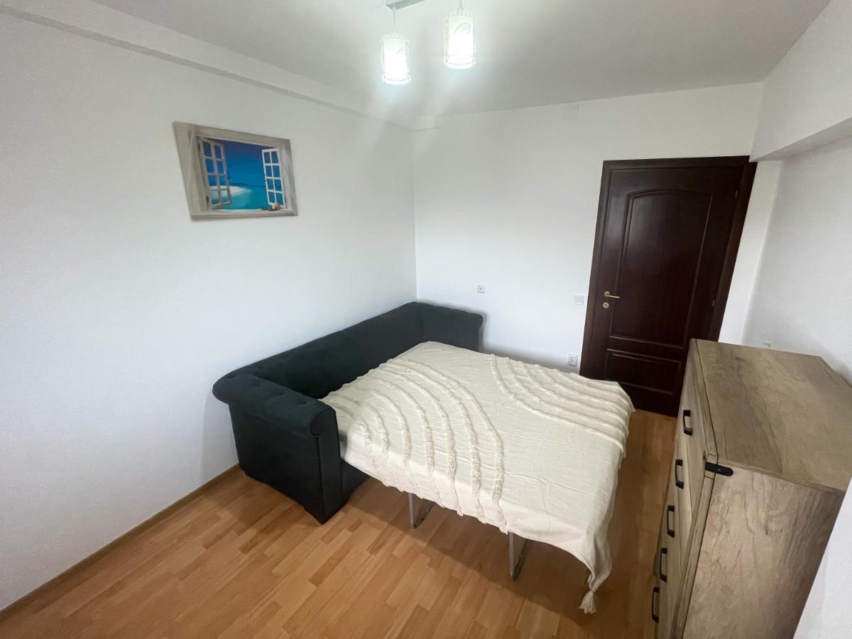 National Arena Mega Mall Elana Apartment Bucarest Esterno foto